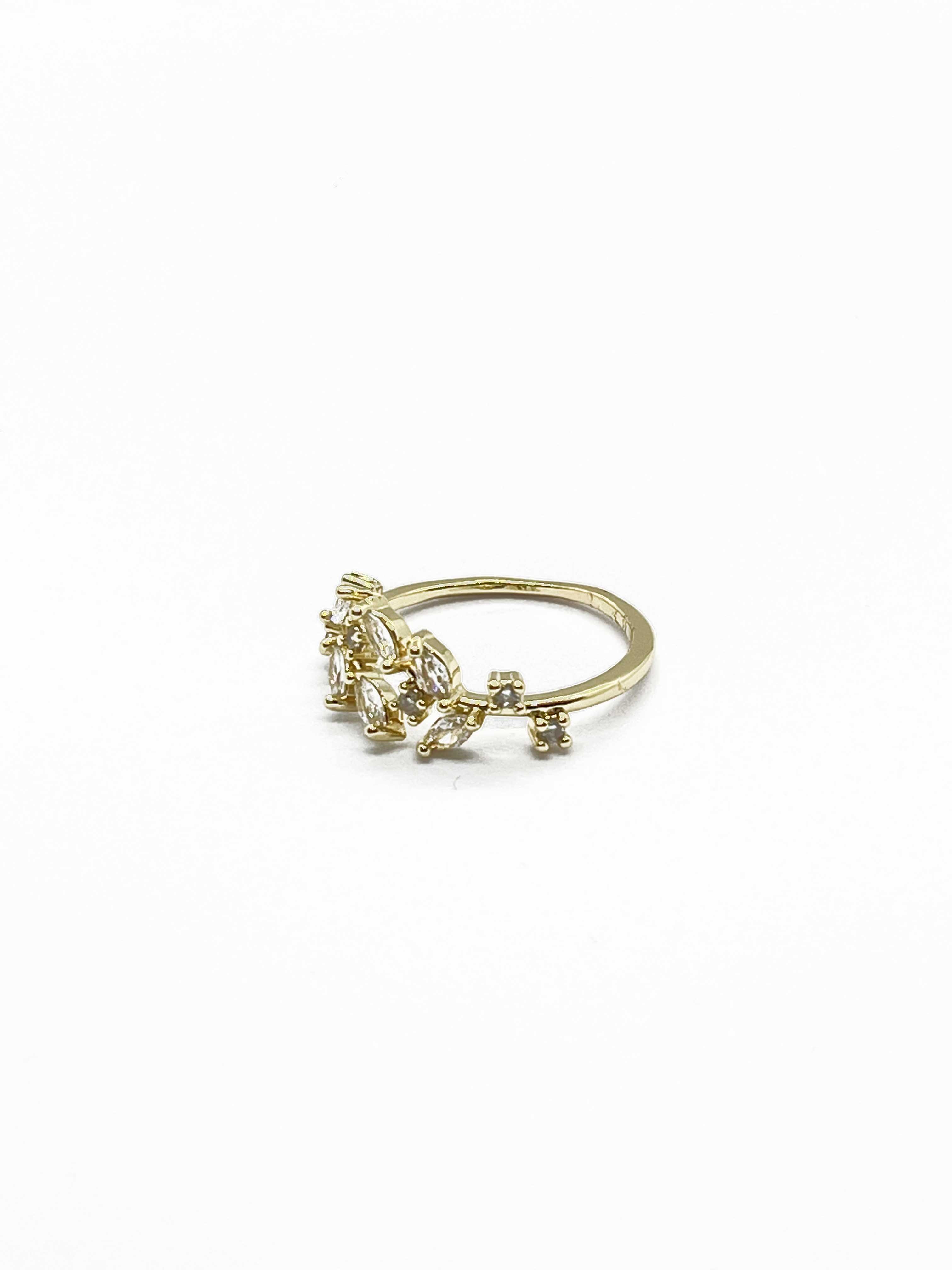 Timeless Floral Ring – Real Gold Plated, Elegant & Waterproof